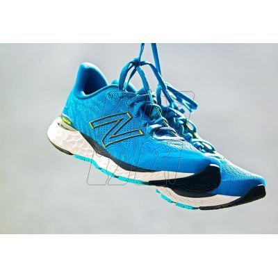 18. New Balance M M880F11 shoes