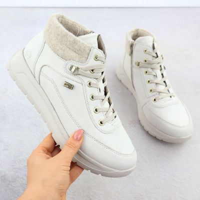 2. Women's leather waterproof boots cream Remonte Rieker D2V71-80