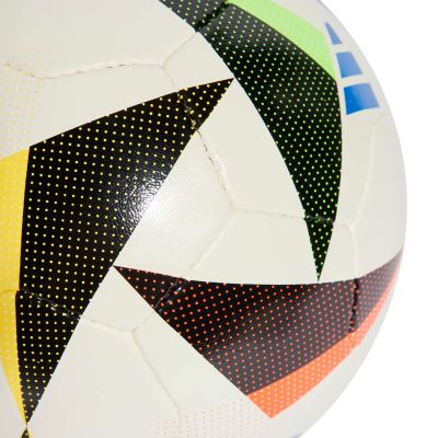 11. Football adidas Fussballliebe Euro24 Training Sala IN9377
