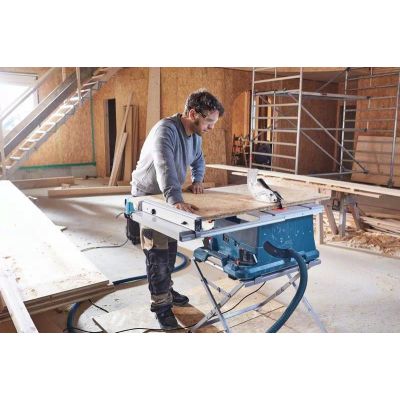 3. Bosch GTS 635-216 Professional 1600 W 550 RPM