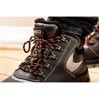 5. NEO tools 82-140 safety shoes