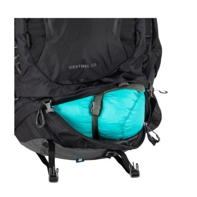 42. OSPREY Kestrel 48 trekking backpack, black, S/M