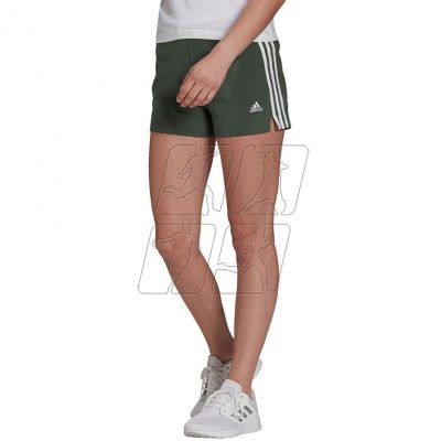 3. Adidas Essentials Slim Shorts W GM5525