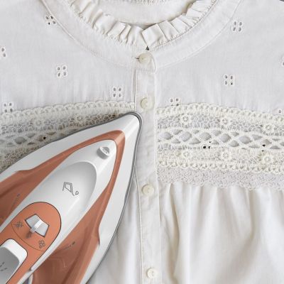 4. TEFAL FV2C40E0 Virtuo iron