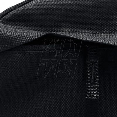 7. Nike Elemental Backpack Hbr DD0559 010