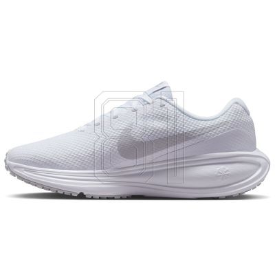 2. Nike Revolution 8 HJ8485-101 shoes