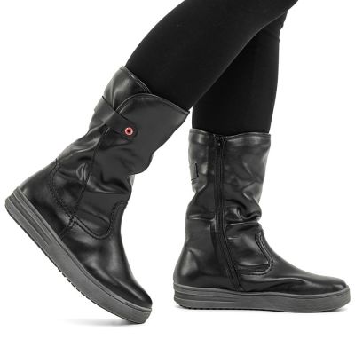 5. Rieker L2580-00 short insulated black women's boots