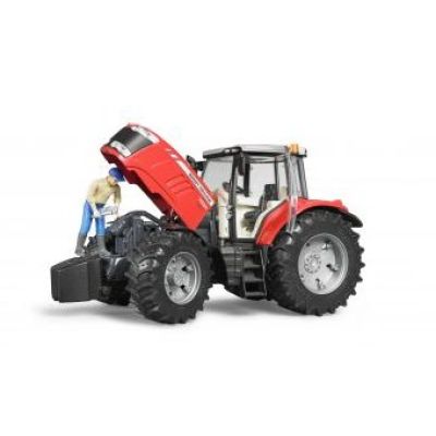 7. BRUDER Massey Ferguson 7624