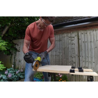 2. Ryobi RAG800-125G 800W Angle Grinder