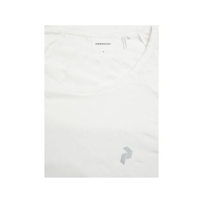 4. PEAK PERFORMANCE M Discover T-Shirt, white