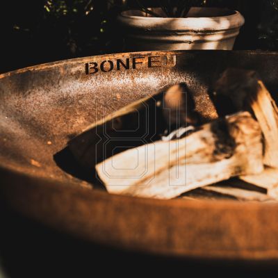 9. Bonfeu Bonbowl 120 FB3.120C garden fire pit