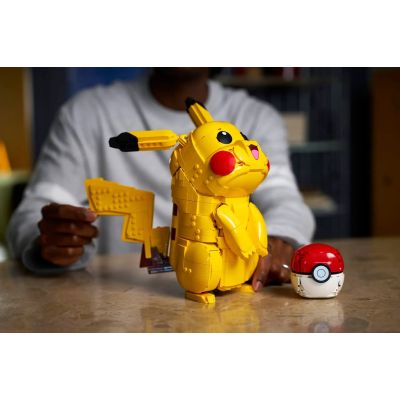 8. LEGO Pokemon 72152 - Pikachu and Pokeball