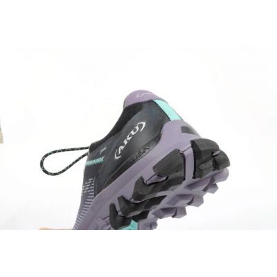 8. Aku Levia W 749672 trekking shoes