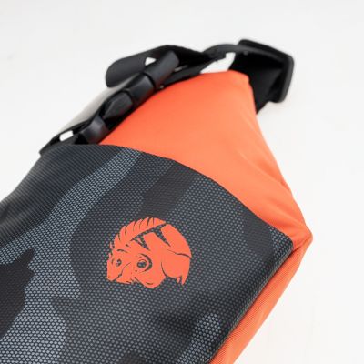 10. Iguana Modony waist bag 92800482362
