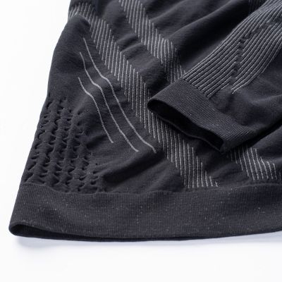 10. Iguana Gambit Top M 92800556691 Thermoactive Sweatshirt