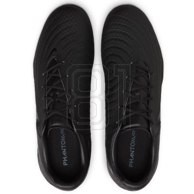 6. Nike Phantom GX II Academy IC M FJ2581-002 football boots