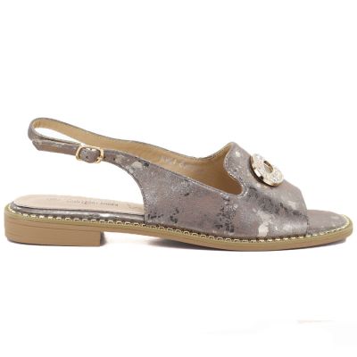 2. Women's flat sandals with pewter decoration S.Barski 61-6040