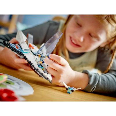 8. LEGO City 60430 Interstellar Ship