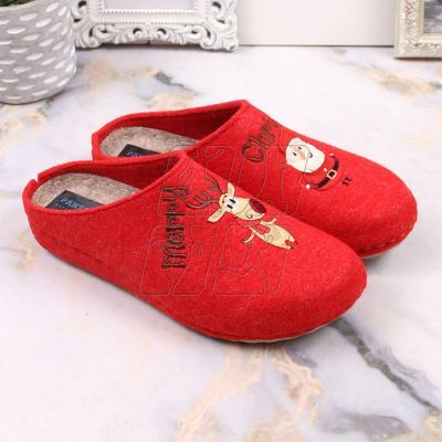 9. Christmas felt slippers Panto Fino W KK267037 INT1769