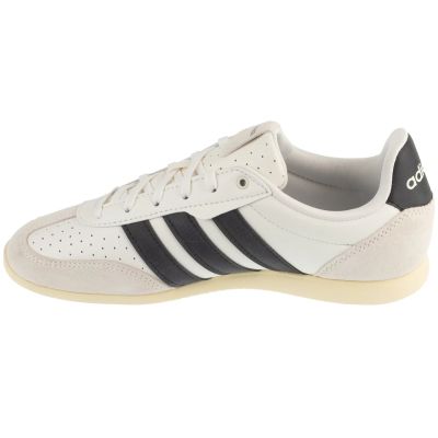2. adidas Barreda Lo KI6726 White 36 2/3