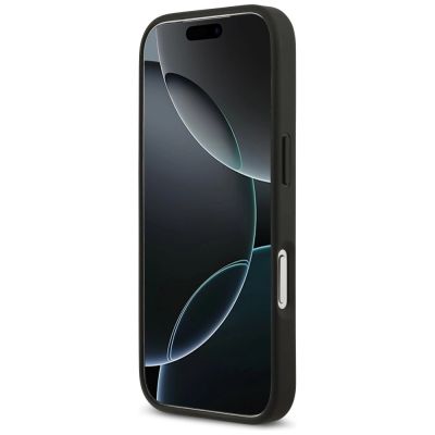 5. Guess 4G nauble Card Triangle case for iPhone 17 Pro - black