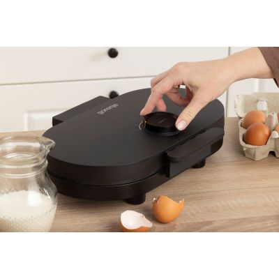 16. Gorenje WM1200B 1200W waffle maker