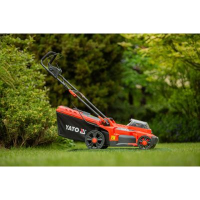 6. Yato YT-85225 lawn mower