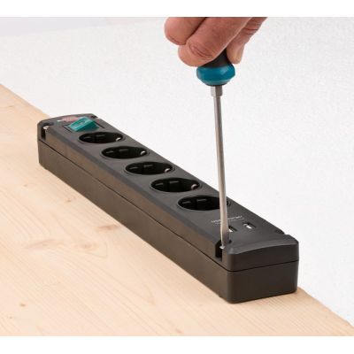 2. Brennenstuhl Bremounta 3 m power strip 5 x network sockets indoor black