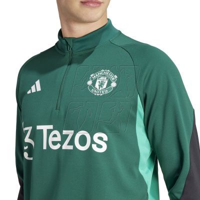 5. Adidas Manchester United Training Top M IQ1523 sweatshirt