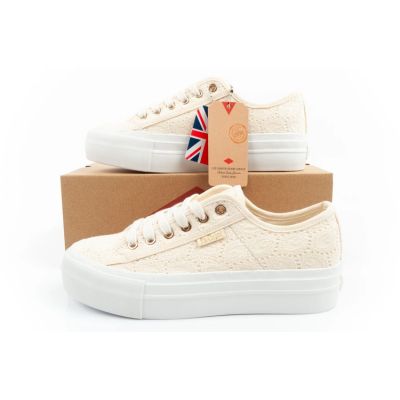 10. Lee Cooper women's lace sneakers beige platform