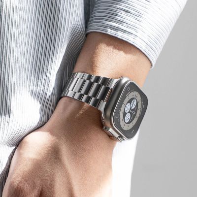 4. Ringke Metal One Air Bracelet for Apple Watch 8 / 9 / 10 / 11 / SE / Ultra (44 / 45 / 46 / 49 mm) - Silver