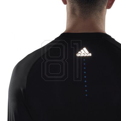 8. T-shirt adidas vTrain to Peak HIIT Training Long Sleeve Tee M HC4217