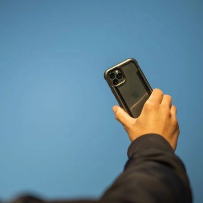 16. Raptic X-Doria Shield Case iPhone 14 Plus armored cover black