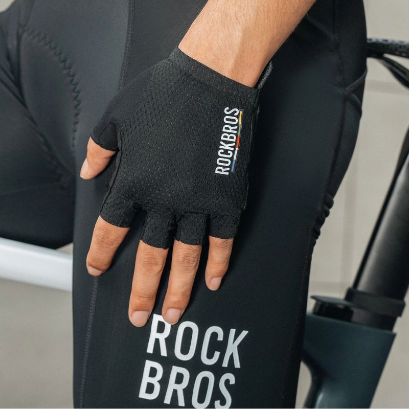 6. Rockbros TLS004 ROAD TO SKY Short Shock Absorbing Cycling Gloves S - Black