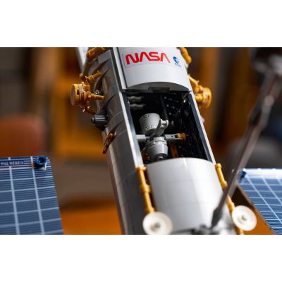 18. LEGO Icons 11382 - Hubble Space Telescope