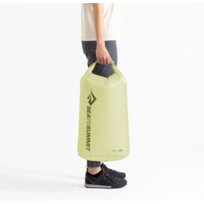 2. SEA TO SUMMIT ULTRA-SIL 35l Spicy Orange Waterproof Bag