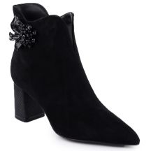Women's leather ankle boots with a decorative heel S.Barski 52-686