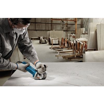 3. Bosch GWS 750 S angle grinder 12.5 cm 11000 RPM 750 W 1.8 kg
