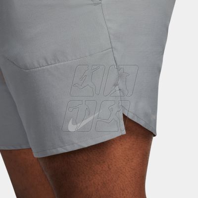 5. Shorts Nike Dri-FIT Stride M DM4761-084