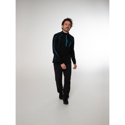 2. Men’s Protest HUMANS 1/4 Zip Top