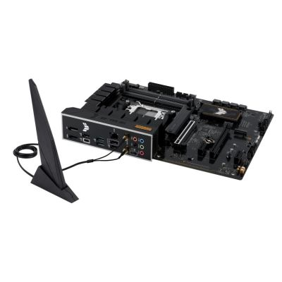 13. ASUS TUF GAMING A620-PRO WIFI AMD A620 Socket AM5 ATX