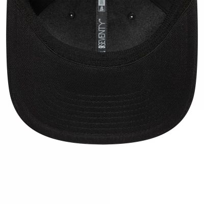 4. New Era Cap Paris Saint-Germain 60751972
