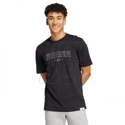 2. T-shirt adidas Tech Linear Graphic M IW2651