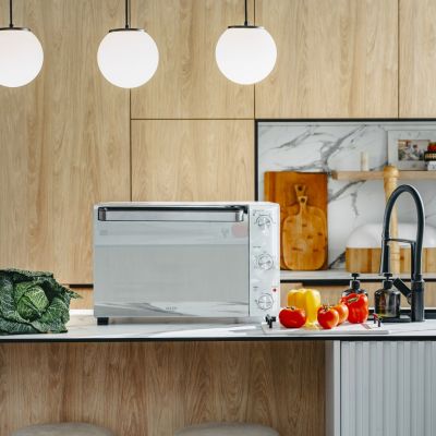 10. 48L Adler Electric Oven Adler