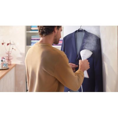 78. PHILIPS GC 801/10 Garment Steamer