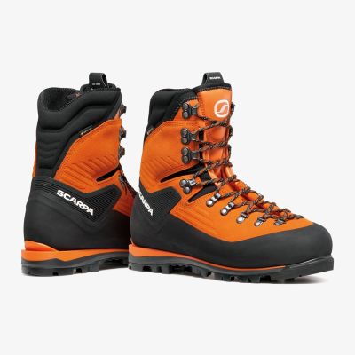 6. Mont Blanc GTX-Tonic-Orange-43 SCARPA shoes
