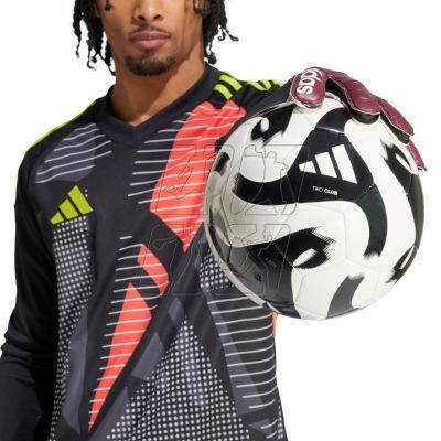 4. Adidas Copa Club M IQ4017 goalkeeper gloves