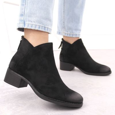 6. Women's ankle boots with a block heel, insulated, black, Potocki 12472