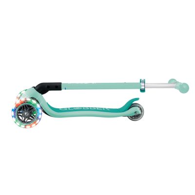 14. PRIMO FOLDABLE LIGHTS 3-Wheel Scooter (432-611-4)