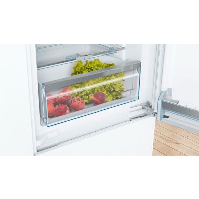 5. BOSCH KIS87AFE0 built-in refrigerator